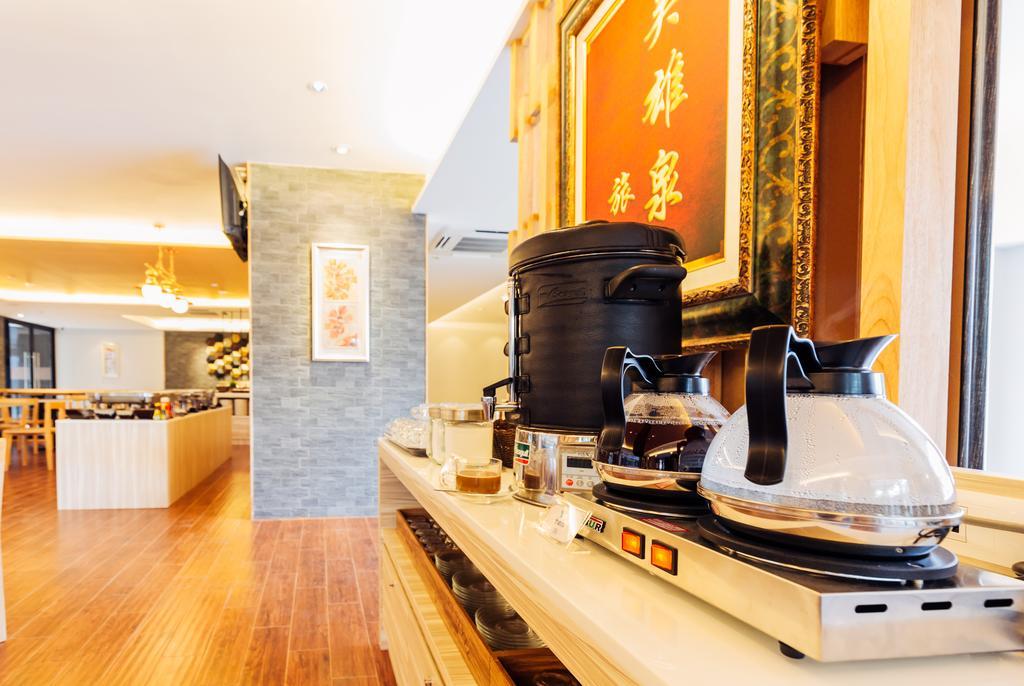 Baron Residence Bangkok Luaran gambar