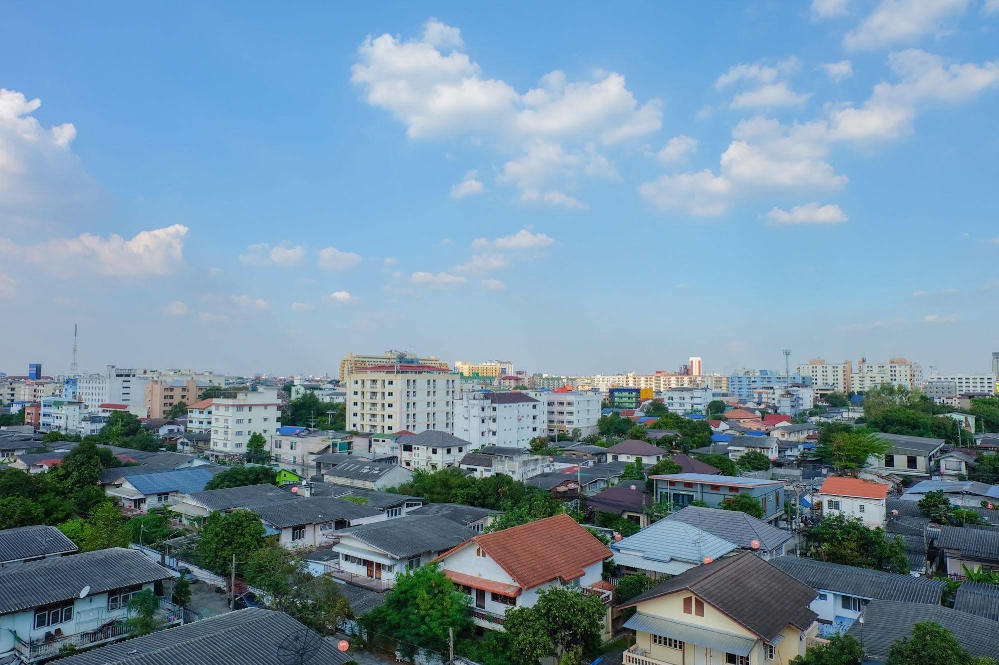 Baron Residence Bangkok Luaran gambar